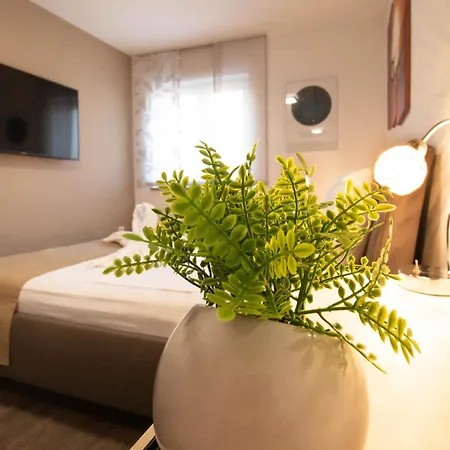 Lux Blue Sky - Free Covered Parking Apartman
