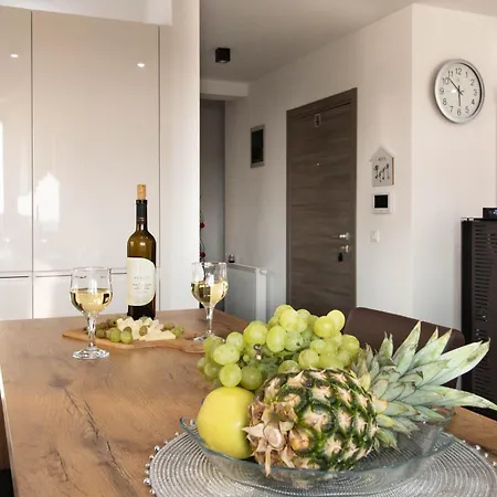 Apartman Lux Blue Sky - Free Covered Parking *
